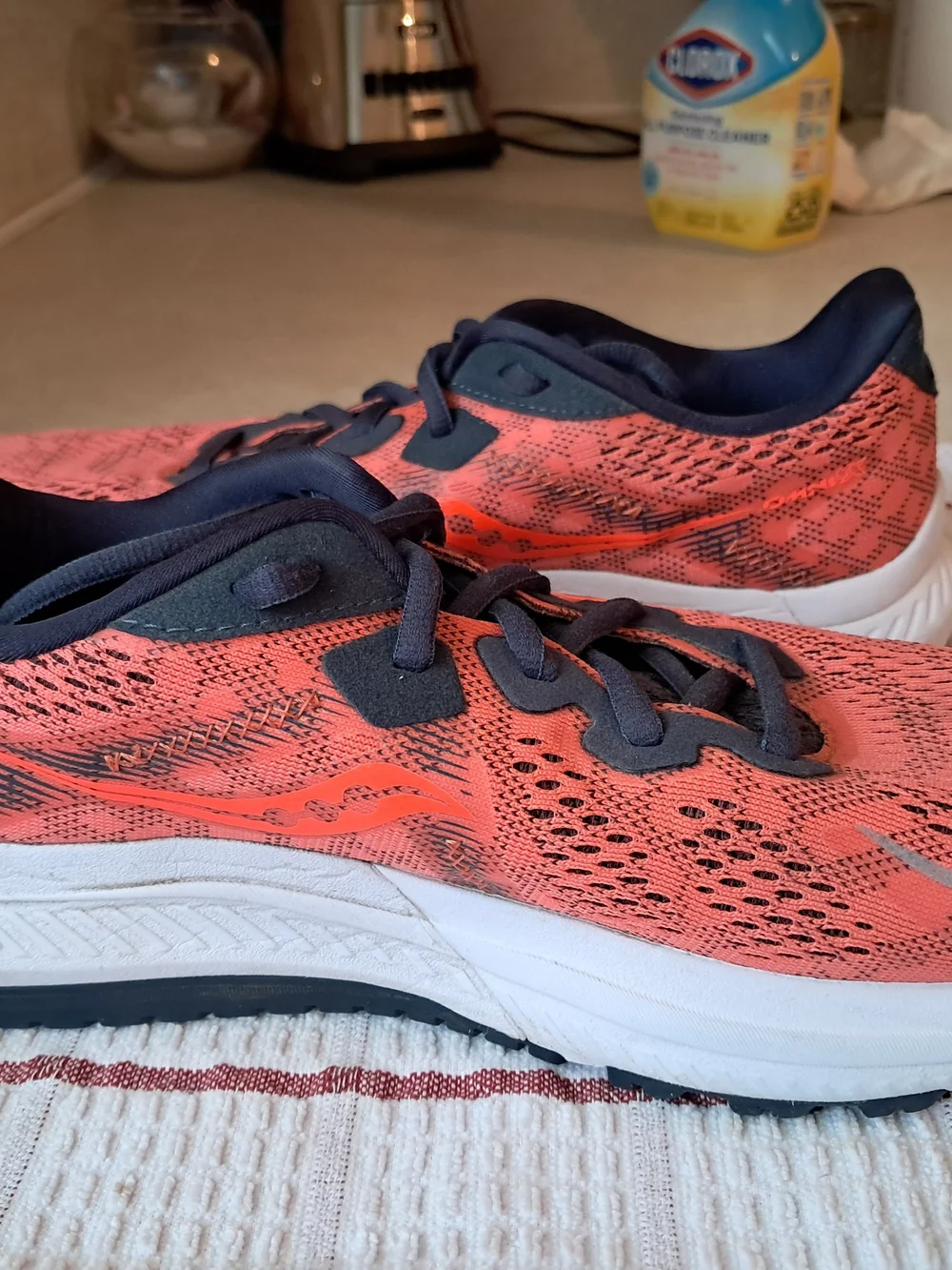 Saucony Omni 20 Womens Running Shoes Size 9 Sunstone Orange Navy S10681-16